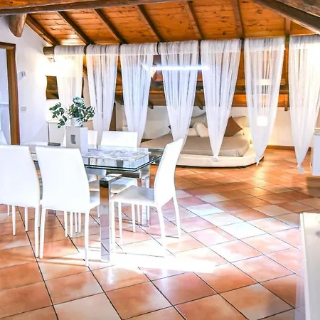 New! Daire Castelnuovo del Garda